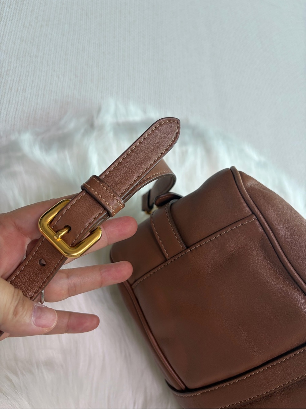 Prada Brown Leather Tote Bag with Adjustable Strap - Picture 4 of 11